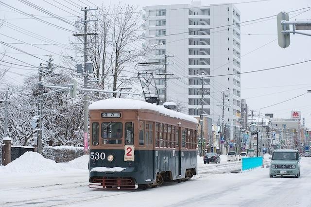 100206 杉並町電停を出発する530号車