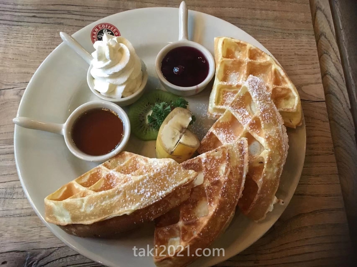 中国のカフェで食べたワッフル