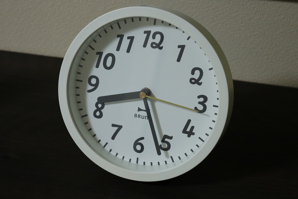 ブルーノの時計、電波2WAYジョイフルクロックBCR017-WH買って