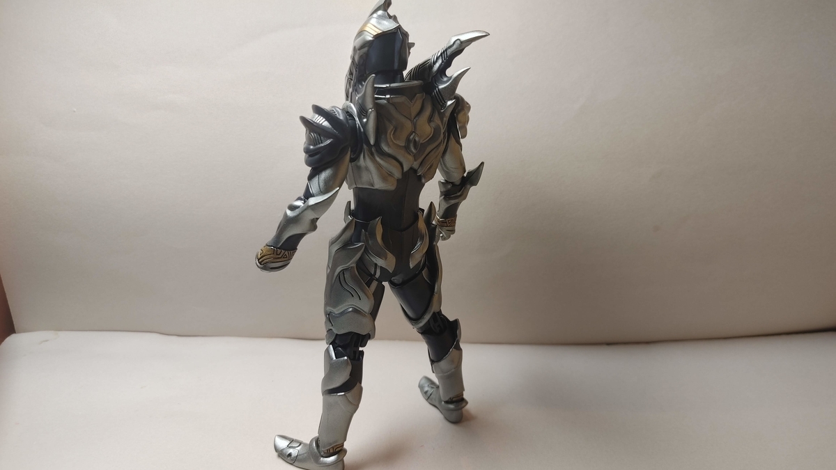 S.H.Figuarts フィギュアーツ トリガーダーク 本日最終限定価格 【公式 