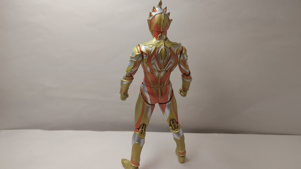 ウルトラマンデッカー』最新話にも登場したグリッタートリガー