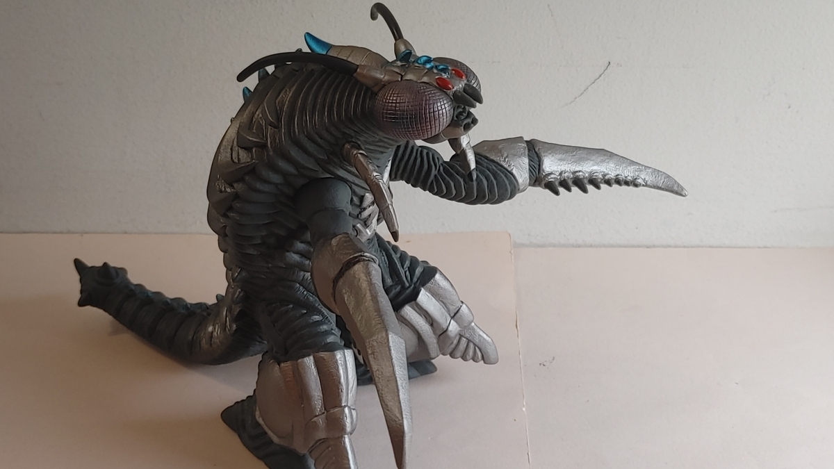 12/20 ムービーモンスターシリーズ×ウルトラ怪獣DX ヴァグセクト(大型