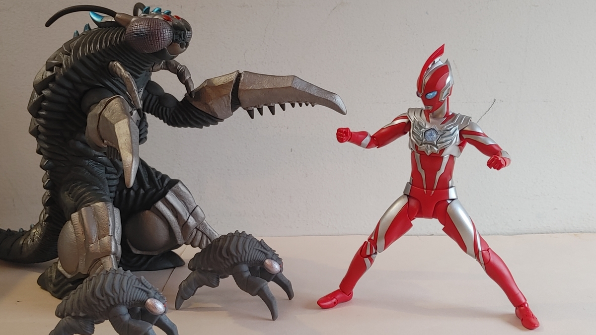 12/20 ムービーモンスターシリーズ×ウルトラ怪獣DX ヴァグセクト(大型