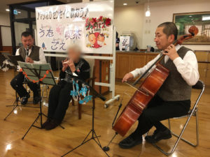 2017/12/21　さとうデイサービス　オカリナと一緒に