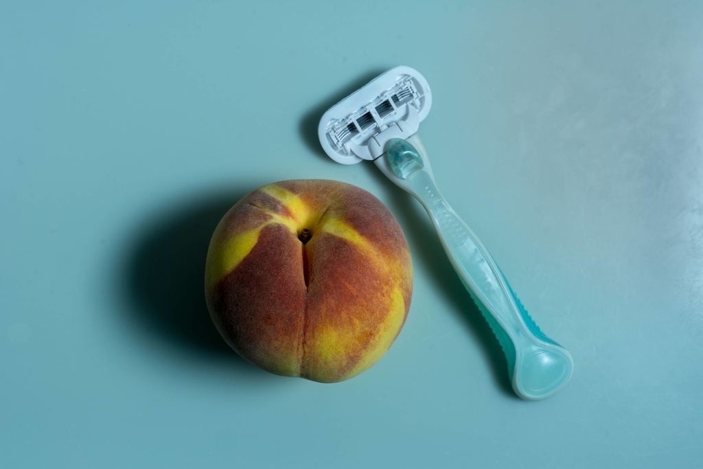 桃と剃刀