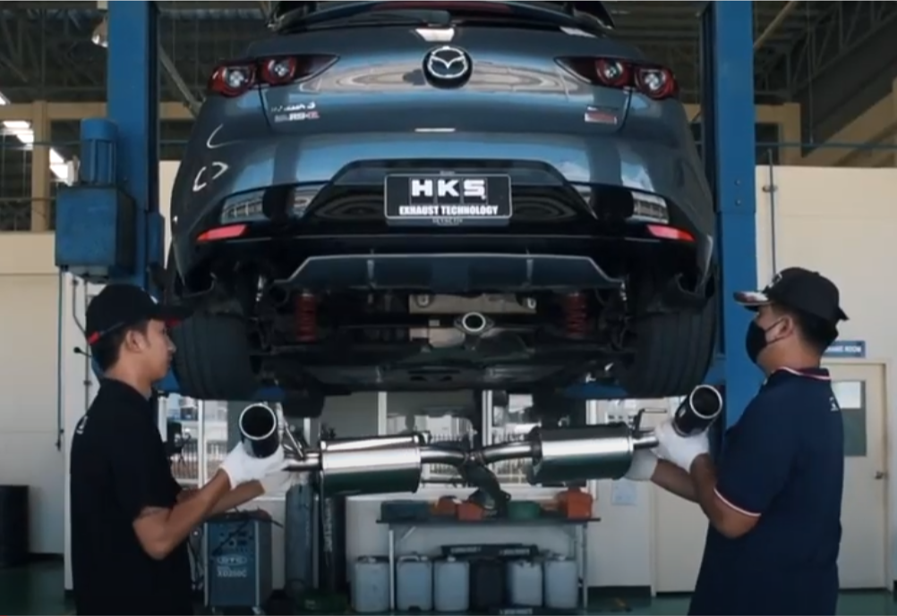 HKS タイランド MAZDA 3 マフラー