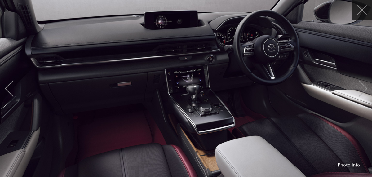 CX-5・CX-8商品改良モデルのCD/DVDプレイヤー取り付け位置