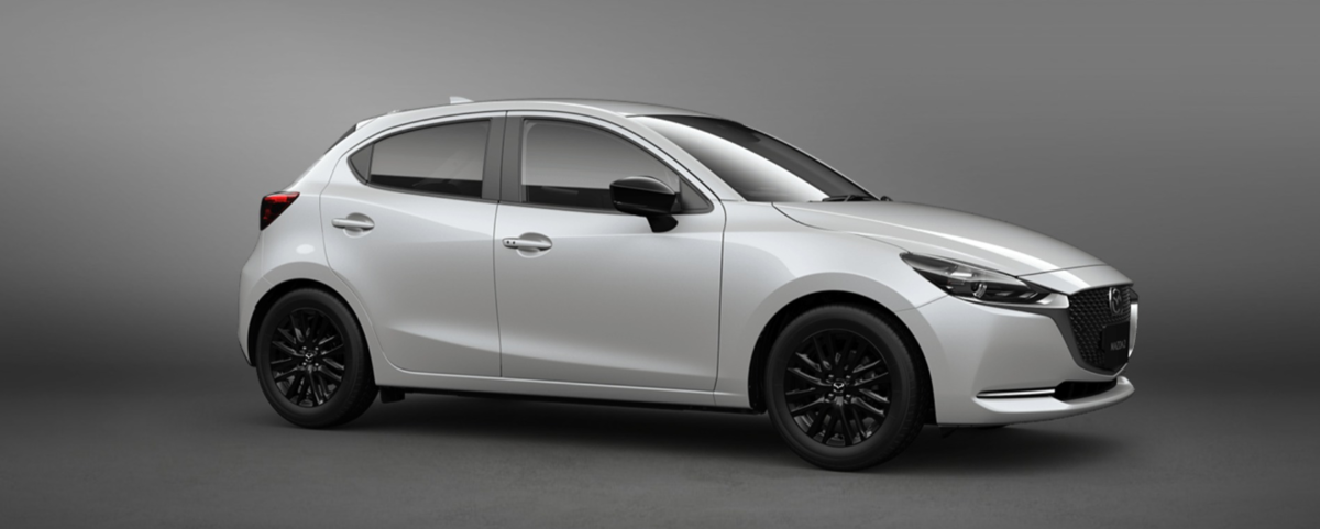 マツダブランドスペース大阪でmazda2の特別仕様車 Black Tone Edition が展示開始 つらつらとmazda