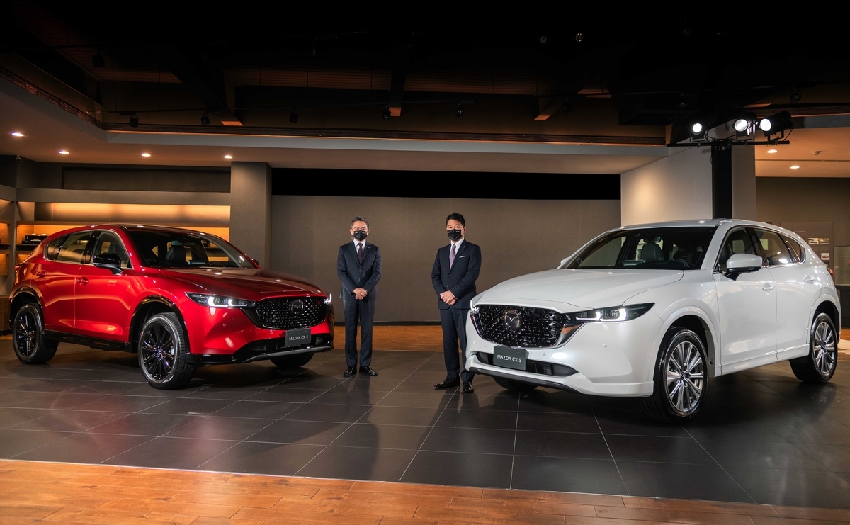 MAZDA CX-5 モデルカー 2台セット マツダ CX-5 KF系 ピラーガーニッシュ 全2色 | カスタムパーツ