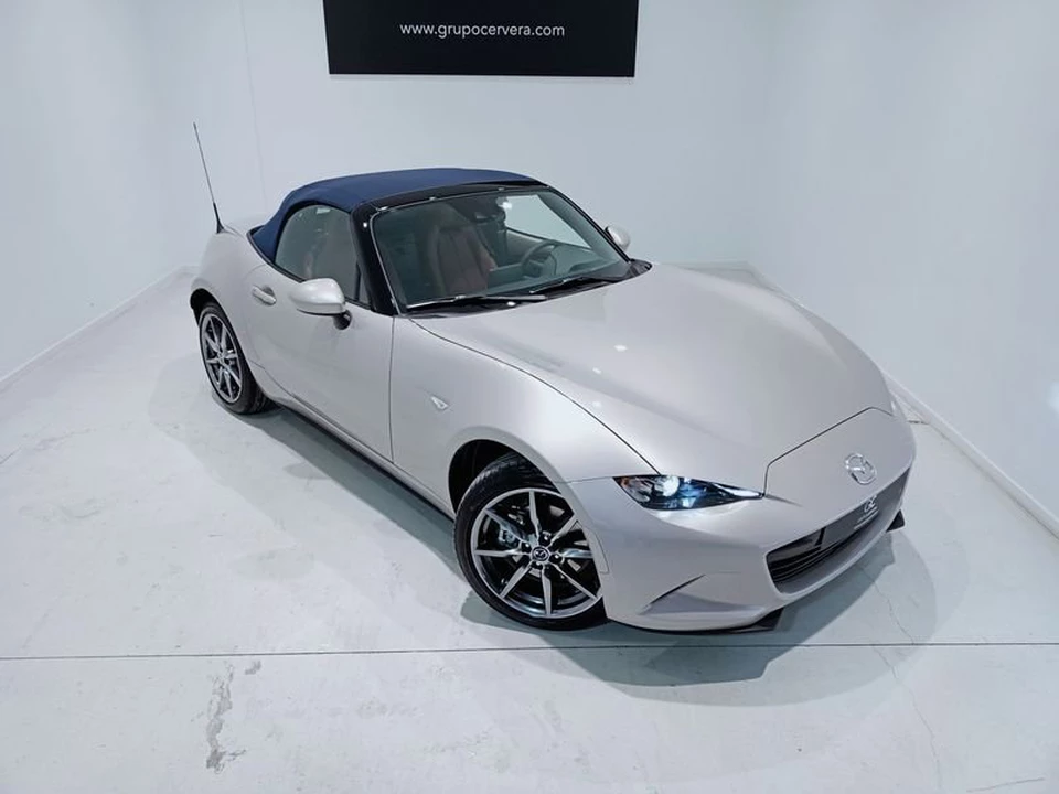 マツダ、「ロードスター」一部改良 特別仕様車「ブラウン