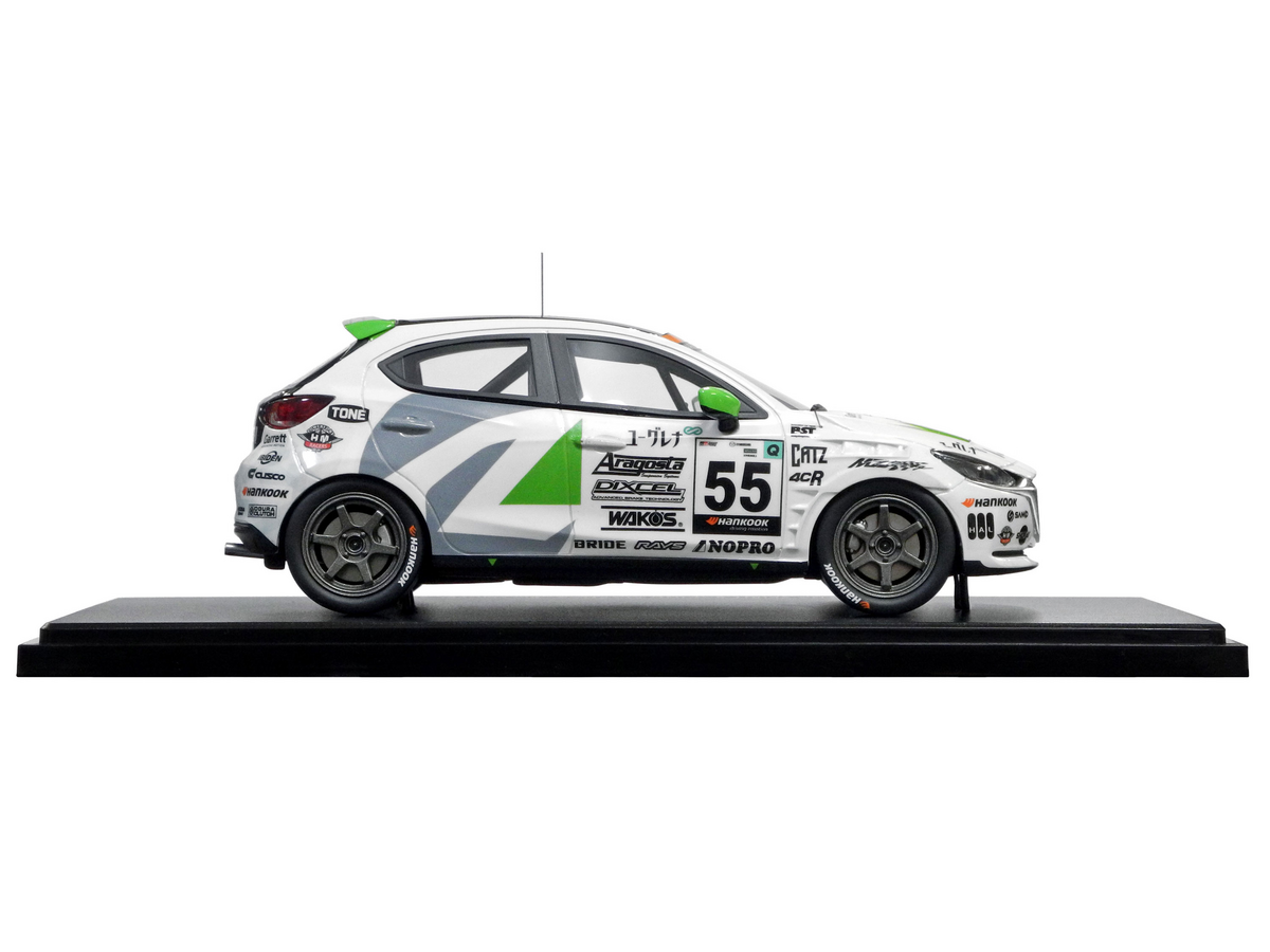 マツダが東京オートサロン2024で「VISION COUPE（1/18スケール