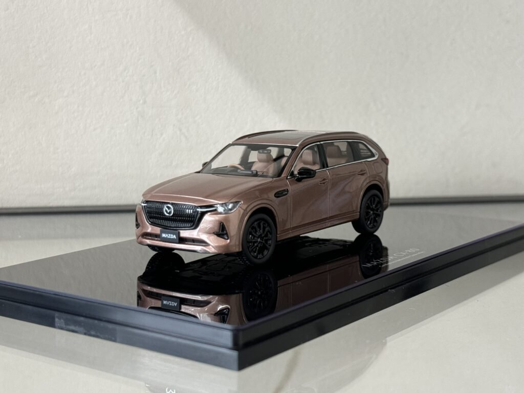 入手困難マツダ CX-5 1/43 モデルカー 国内のマツダ販売店が「CX-80」の1/43スケールモデルカー発売