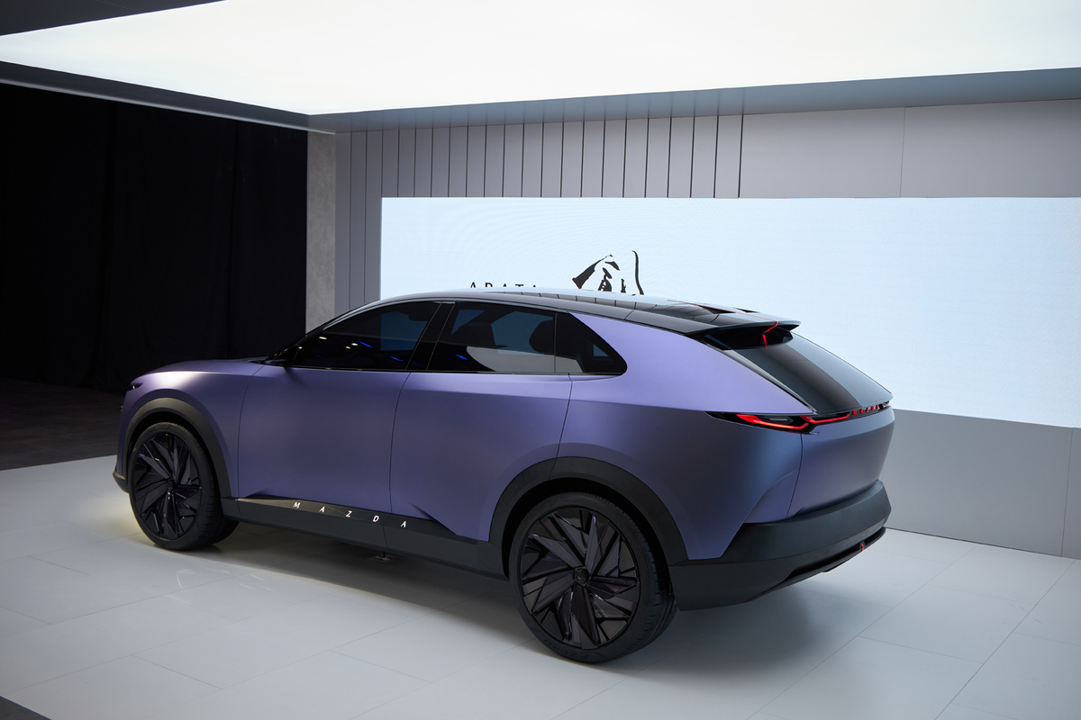 適切な価格 マツダと長安汽車による共同開発第2弾モデルは来年の上海 文房具・ステーショナリー