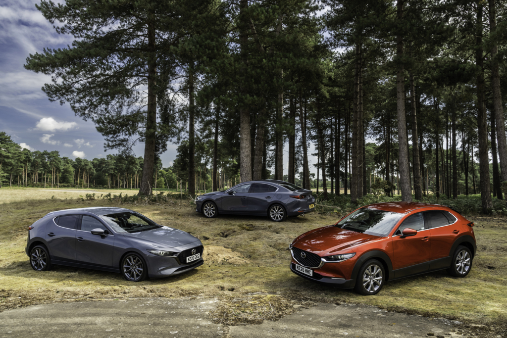 ポーランドマツダが「MAZDA3 / CX-30 商品改良車（2027年モデル