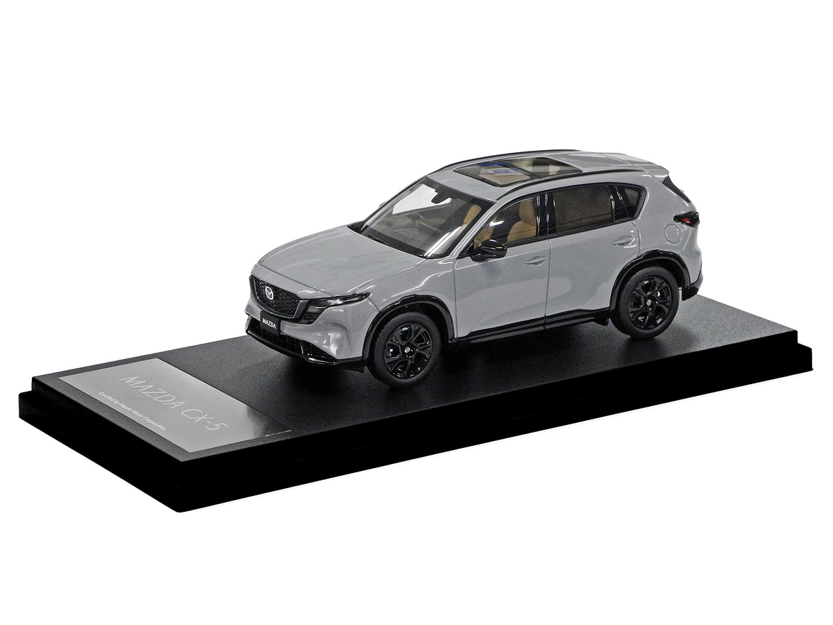 MAZDA COLLECTIONで「新型CX-5 モデルカー（1/43・1/64スケール）」が6
