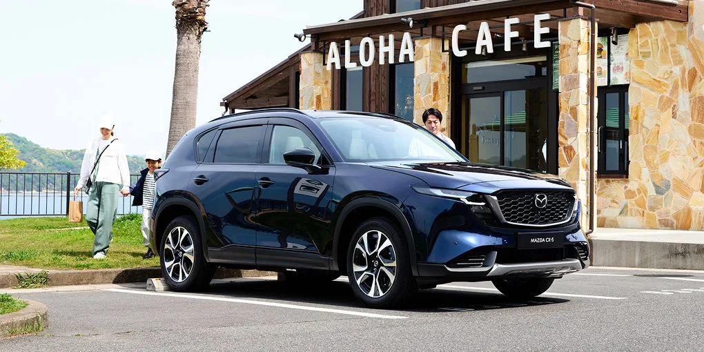 新型CX-5の純正アクセサリーに「ラゲッジサイドレール」「カーゴ