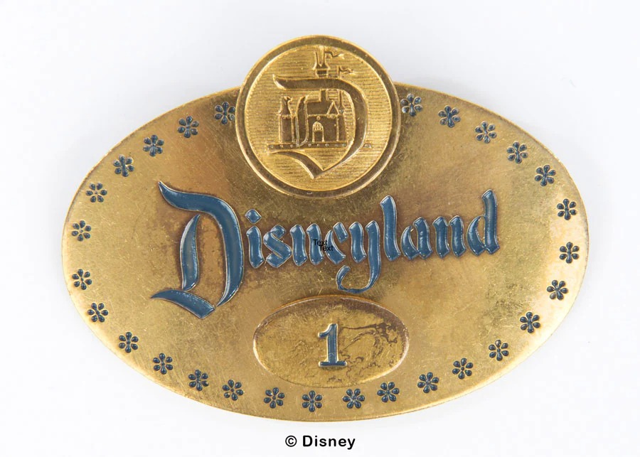 激レア　DISNEY　アンバサダーホテル　名札　ネーム　バッジ　クリップ　希少 激レア DISNEY アンバサダーホテル 名札 ネーム バッジ クリップ