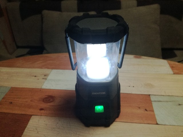 充電でも電池でも使えるジェントスledランタン Amity Rrでgo Takutakukun S Blog