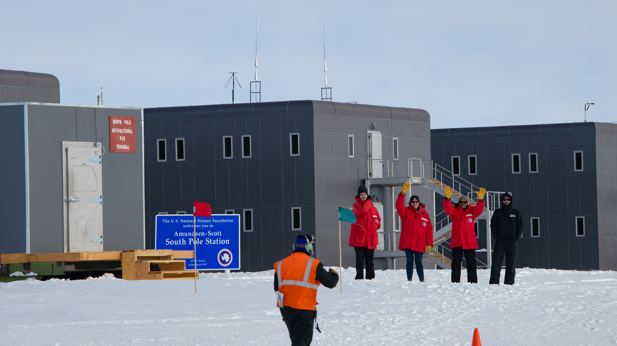 マクマードに行く話 南極点でくらす1年間のきろく