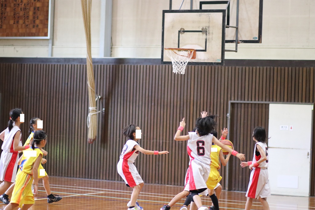 女子ミニバスケットボール写真
