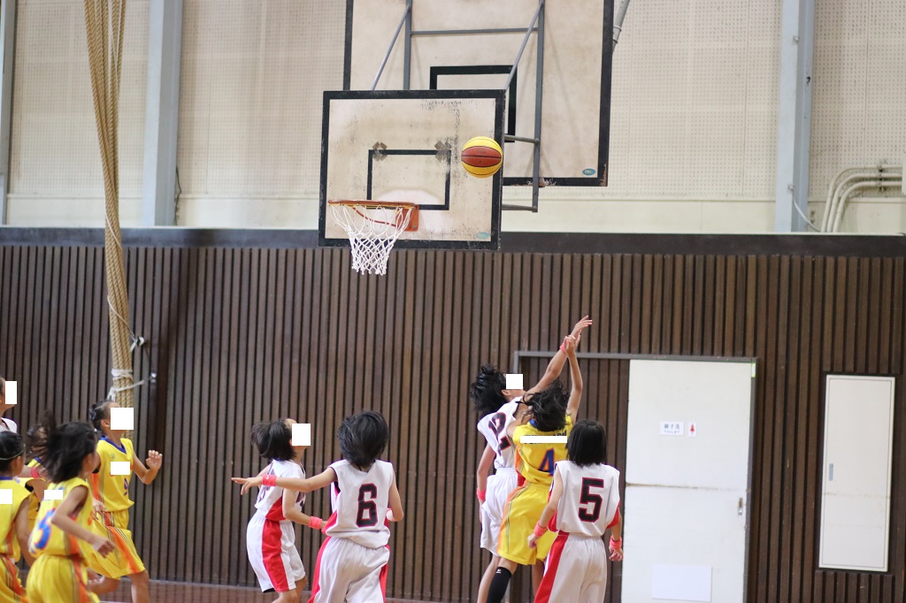 女子ミニバスケットボール写真