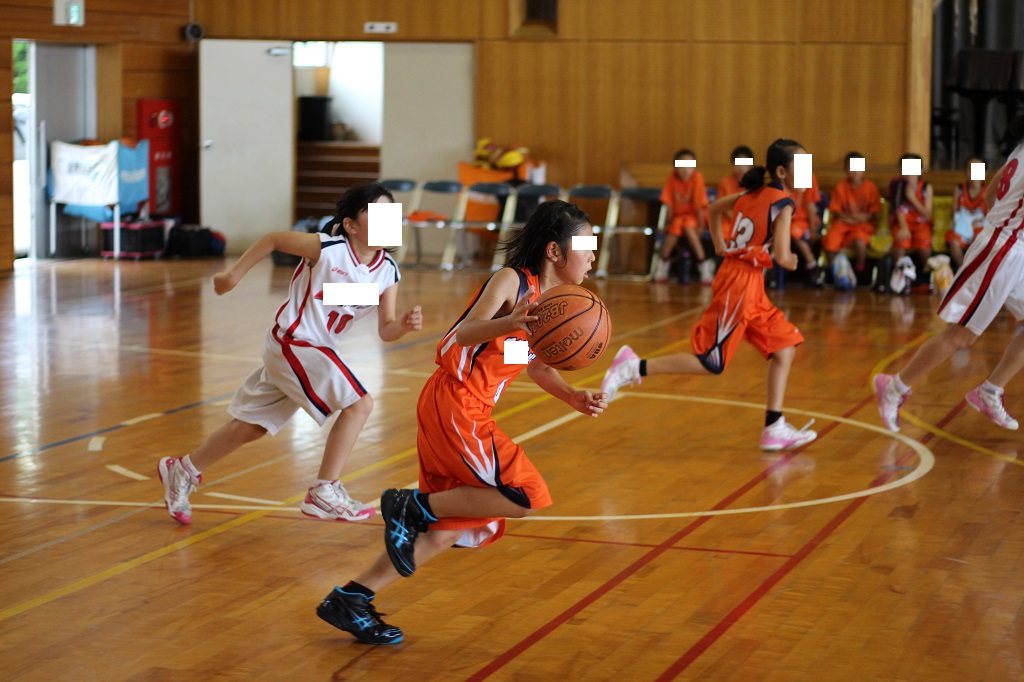 女子ミニバスケットボール写真