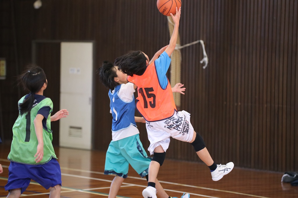 EOS 80D+50-100mm F1.8で撮影したミニバスケットボール写真Basketball Photo