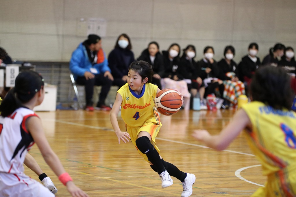 EOS 80D+50-100mm F1.8で撮影したミニバスケットボール写真Basketball Photo