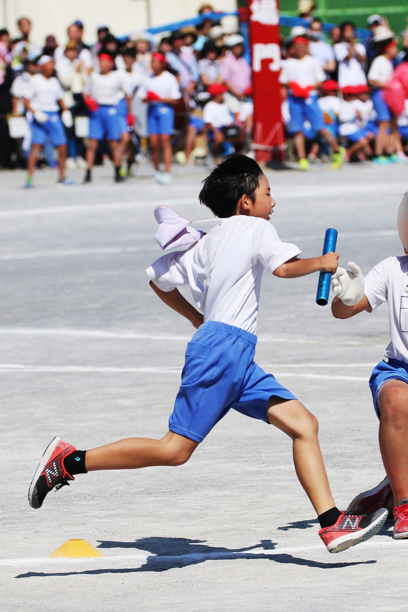 小学校運動会　リレー