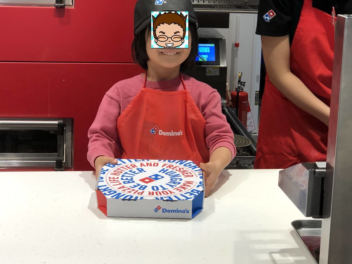 ドミノピザでピザ作り体験