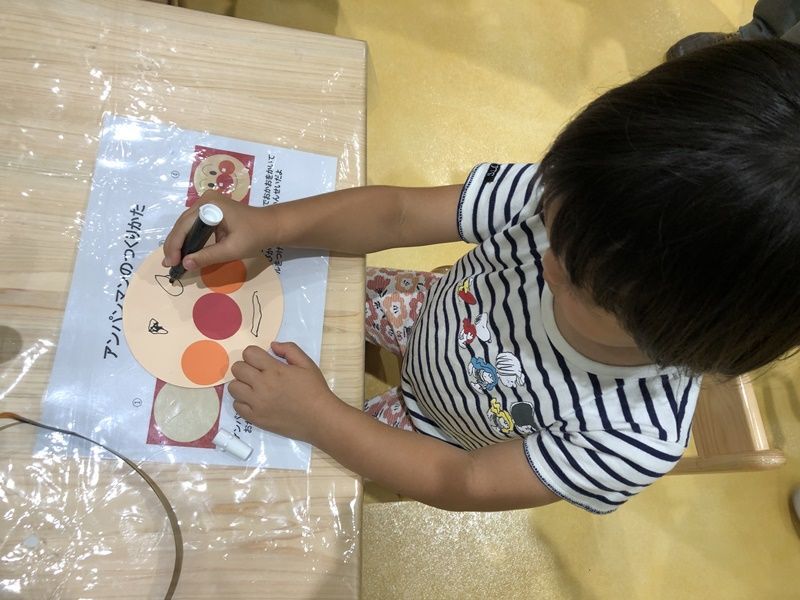 アンパンマンのお面作り