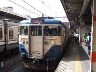 113系 終焉迫るAU712冷房の113系 - たまの乗り物日記