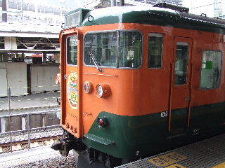 113系　東海道線　15両　ジャンク品 113系 東海道線 15両 ジャンク品 東海道線 113系普通電車 東京駅を発車