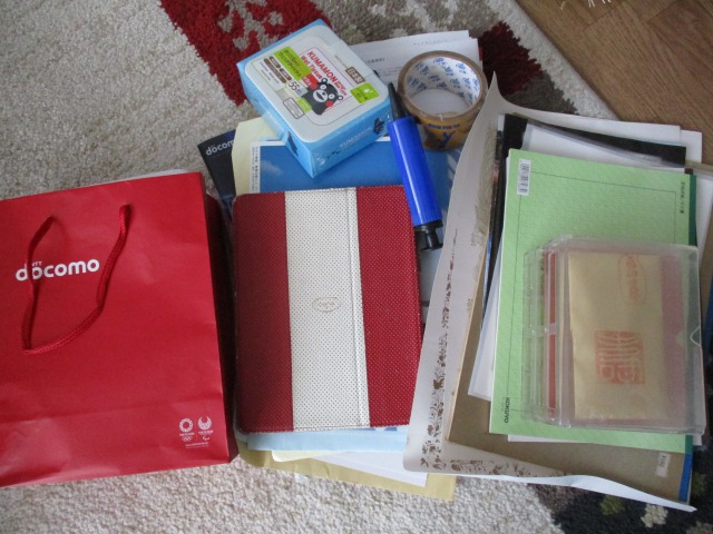 テレビボードの収納を見直し