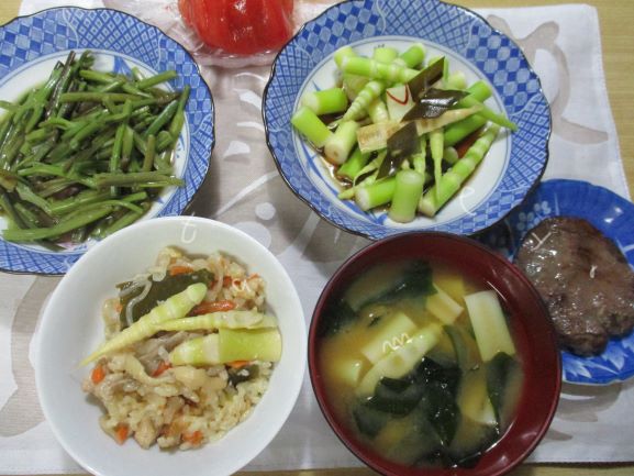 おうちご飯・ネマガリダケの炊き込みご飯