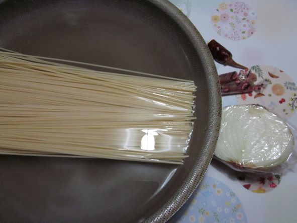 水漬けパスタ