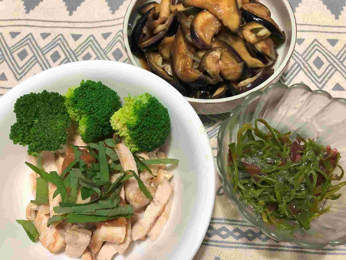 鶏むね肉の梅和え