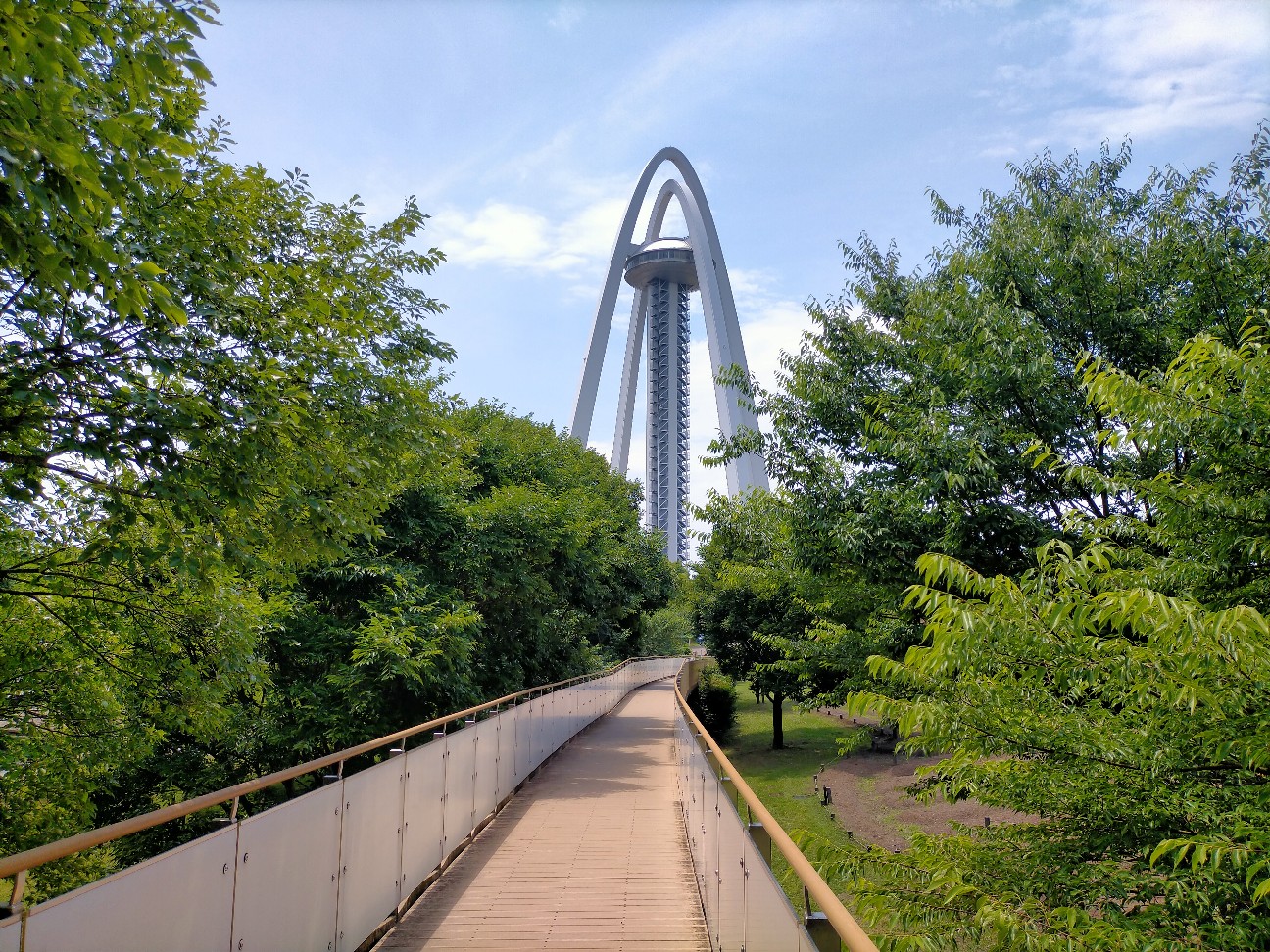ツインアーチ138とレンタサイクルで木曽川サイクリング（一宮市