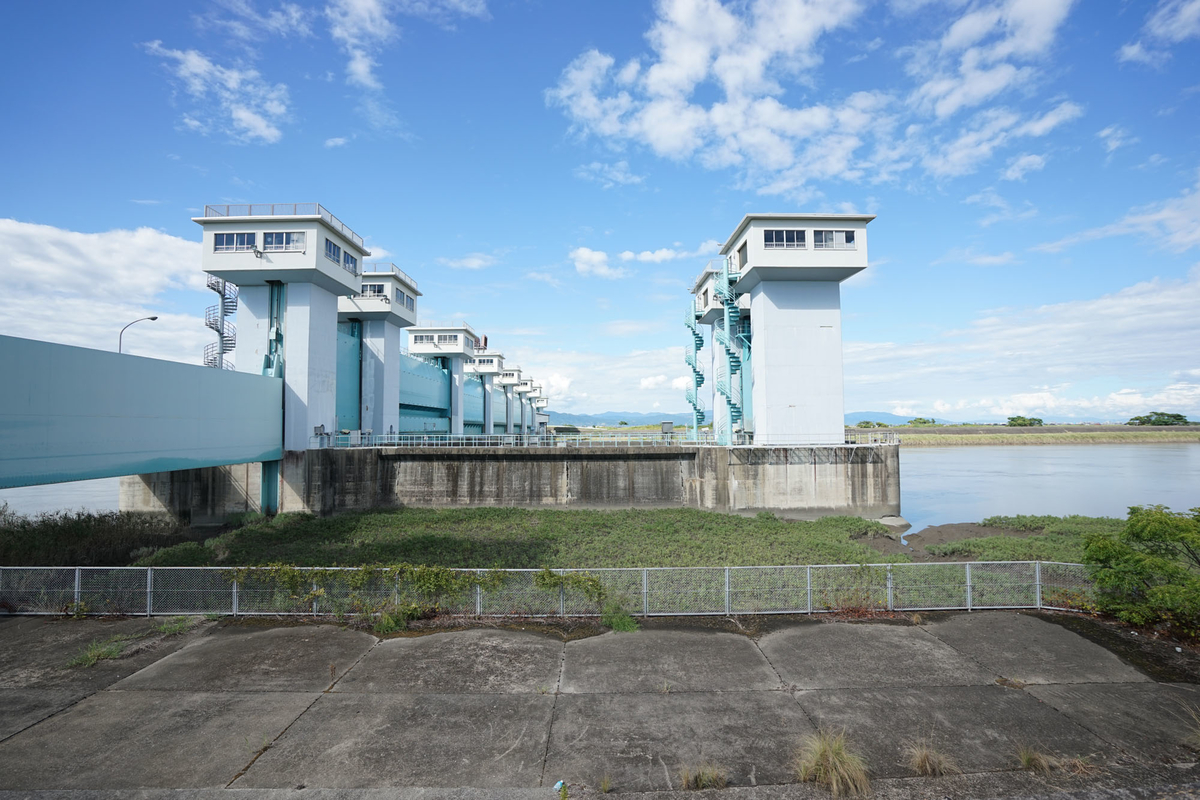 佐賀の土木遺産めぐり 石井樋 馬の頭 六角川河口堰 大谷川隧道 東京エスカレーター 田村美葉