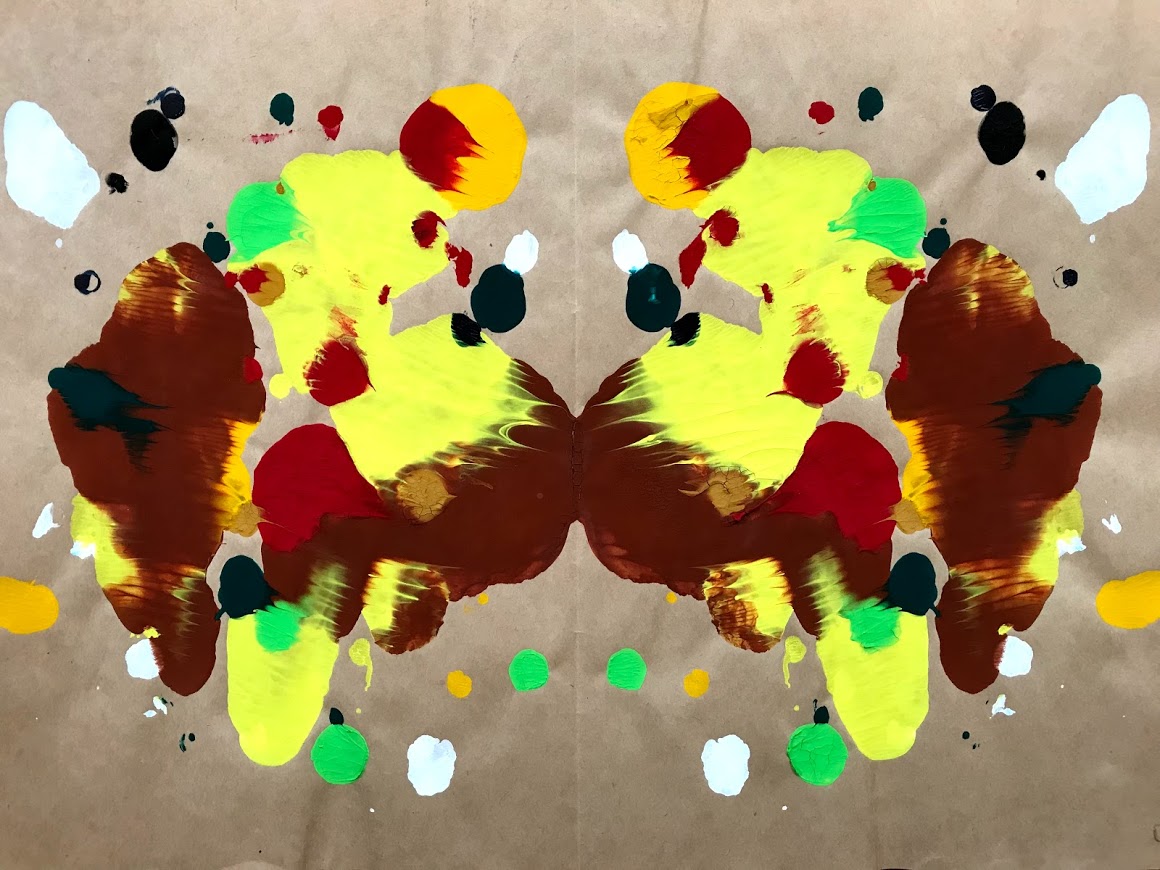 障がい者向け絵画教室　ダウン症 シンメトリー　カニ