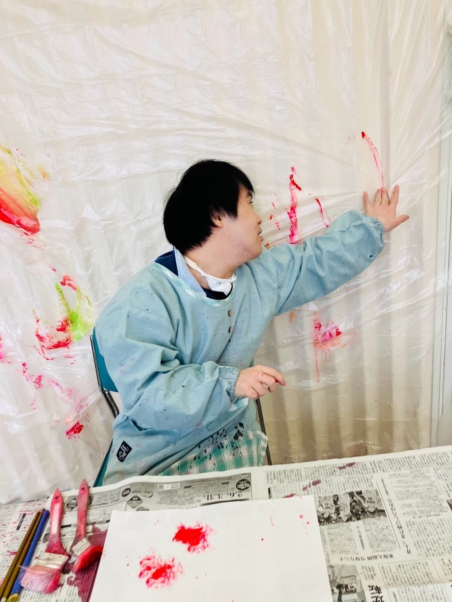 障がい者向け絵画教室　ダウン症　ブログ