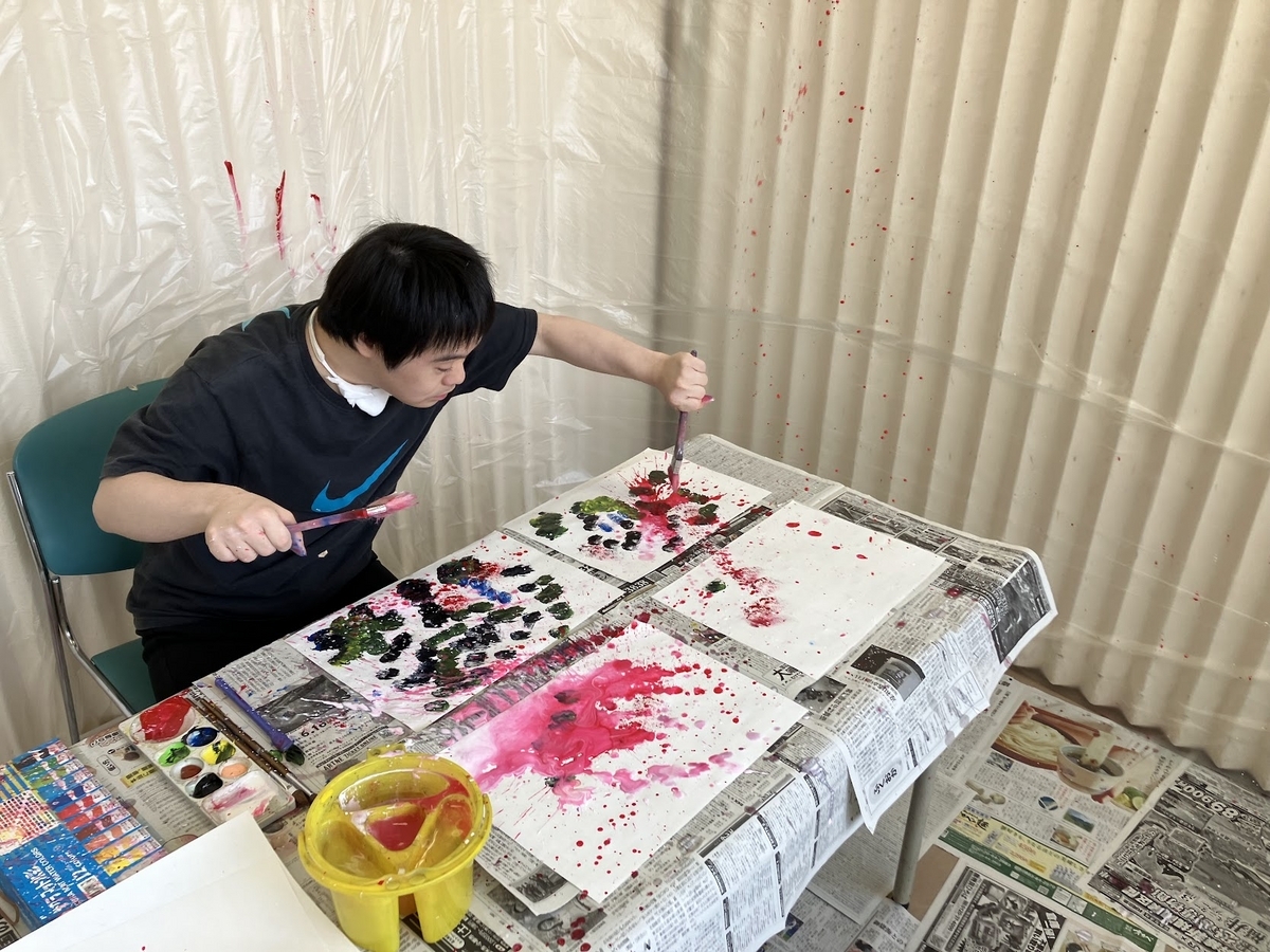 障がい者向け絵画教室　ダウン症　ブログ