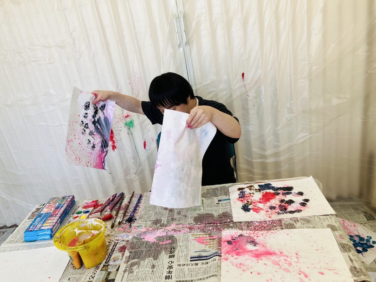障がい者向け絵画教室　ダウン症　ブログ
