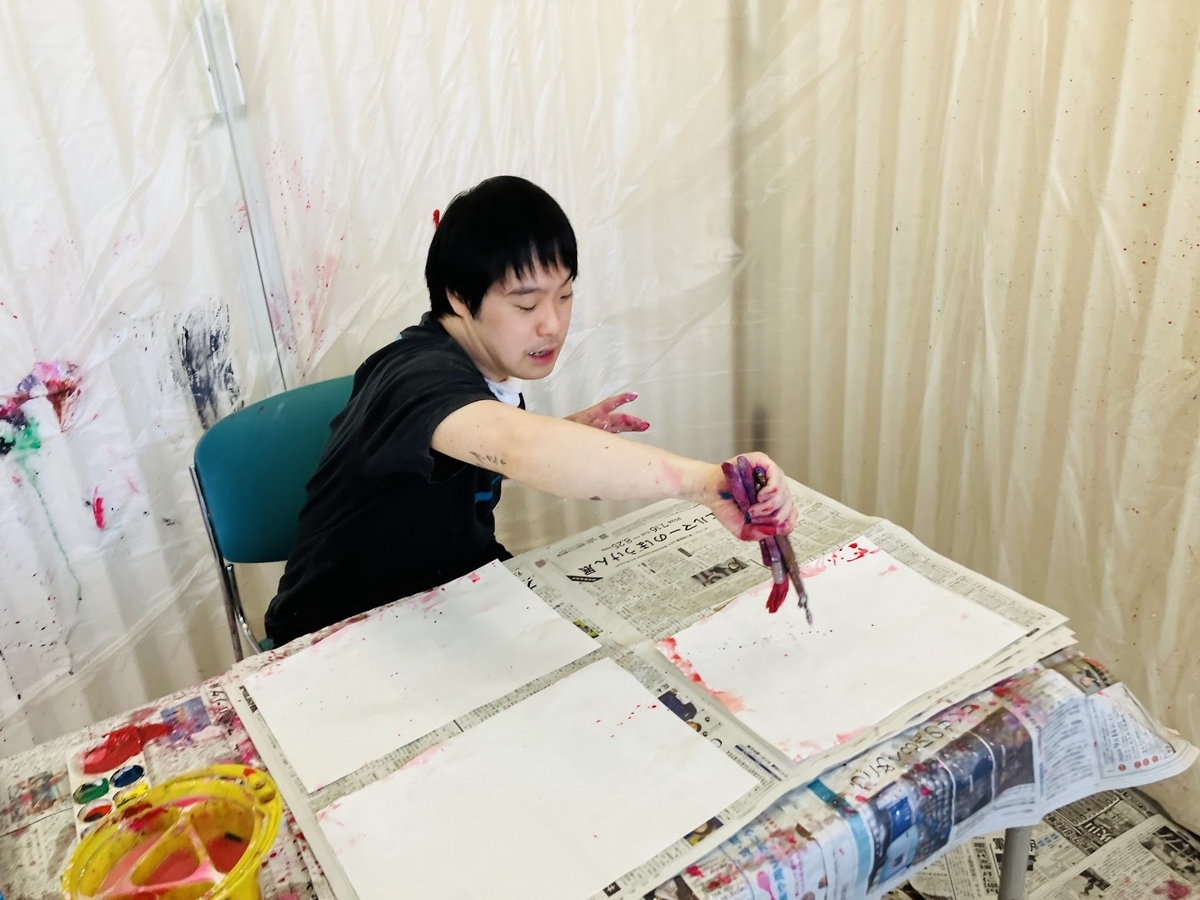 障がい者向け絵画教室　ダウン症　ブログ