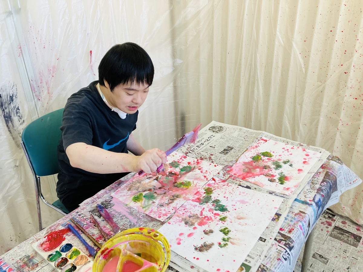 障がい者向け絵画教室　ダウン症　ブログ