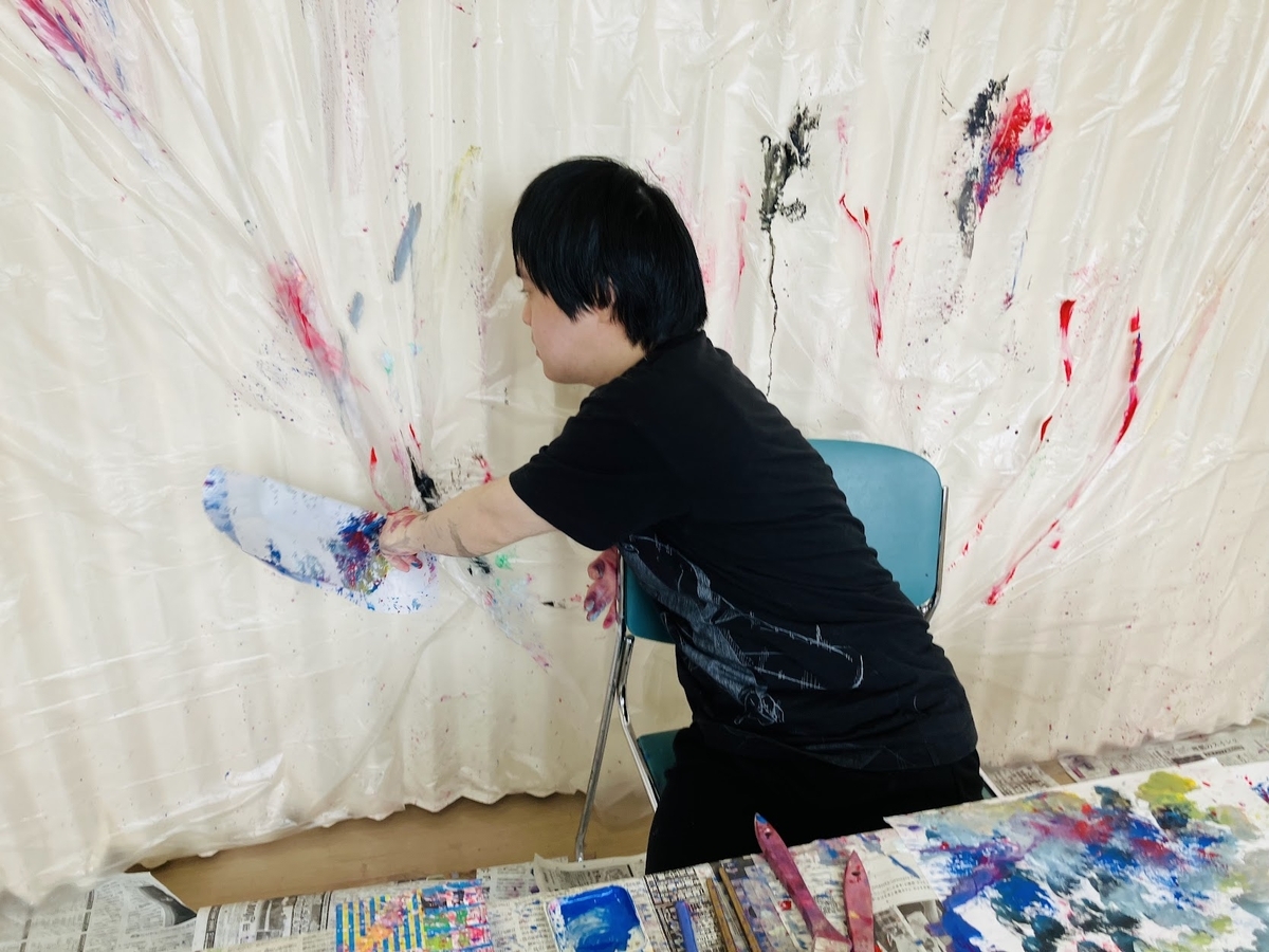 障がい者向け絵画教室　ダウン症　ブログ
