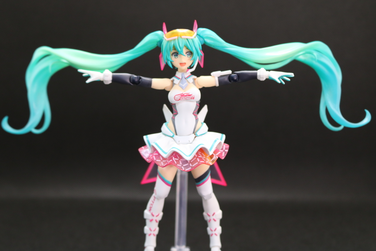 新品未開封　figma レーシングミク 2021ver. figma レーシングミク 2021ver.