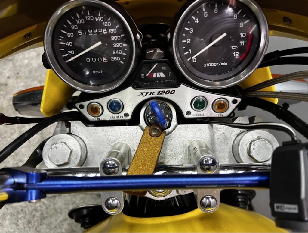 SALE XJR1300 RP03J スピードメーター 64986km M1 (B61) ウェビックガレージセール | 《S》良品♪XJR1200⁄XJR1300 260km⁄h 純正
