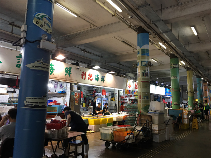 北角碼頭の生鮮市場