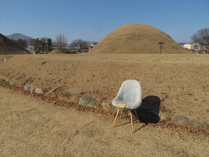 路西里古墳群